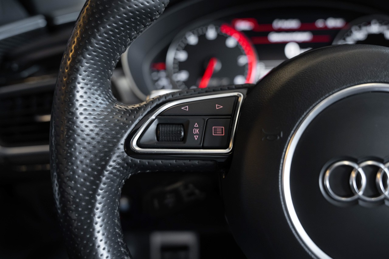 AUDI RS7 Sportback 4.0 TFSI V8 quattro S-tronic-image-36