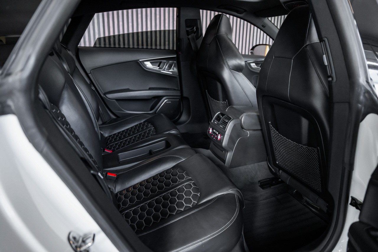 AUDI RS7 Sportback 4.0 TFSI V8 quattro S-tronic-image-20