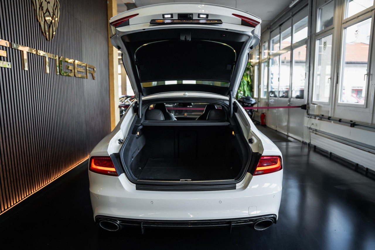 AUDI RS7 Sportback 4.0 TFSI V8 quattro S-tronic-image-5
