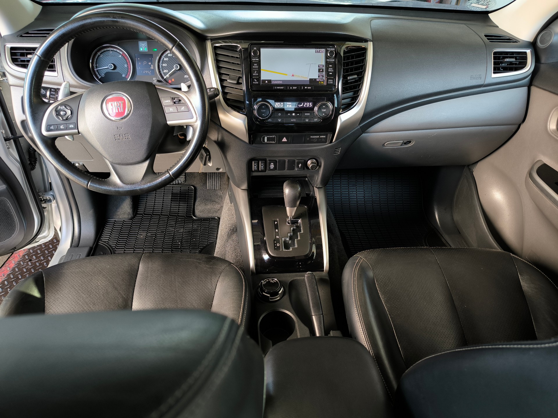 FIAT Fullback LX 2.4 MJ DC Primo 4WD A-image-4