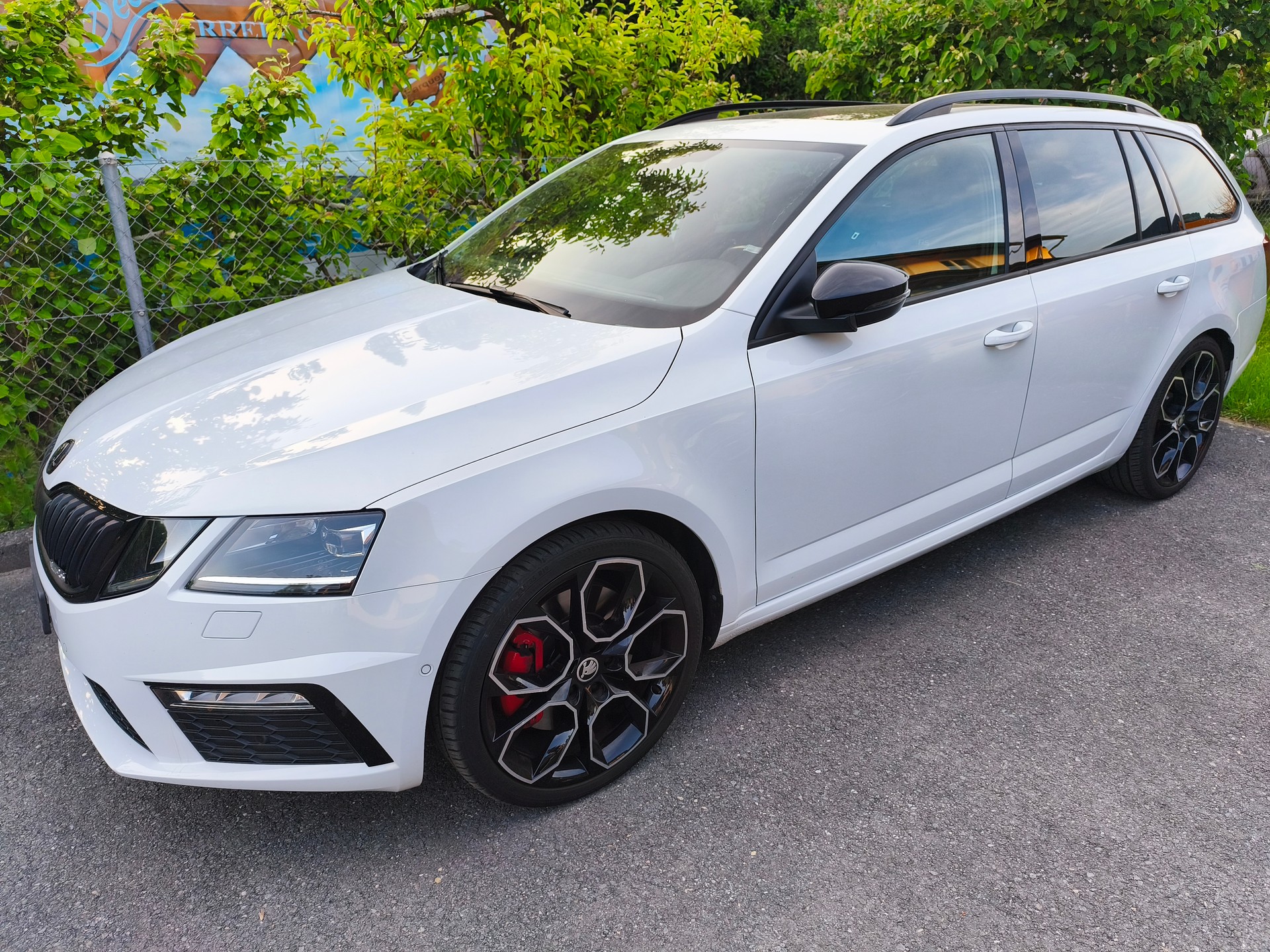 SKODA 2.0 TSI 245 RS DSG-image-1