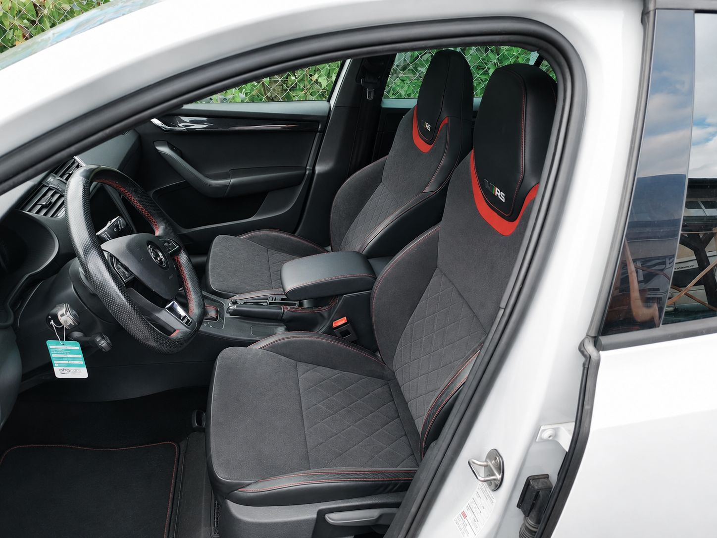 SKODA 2.0 TSI 245 RS DSG-image-8