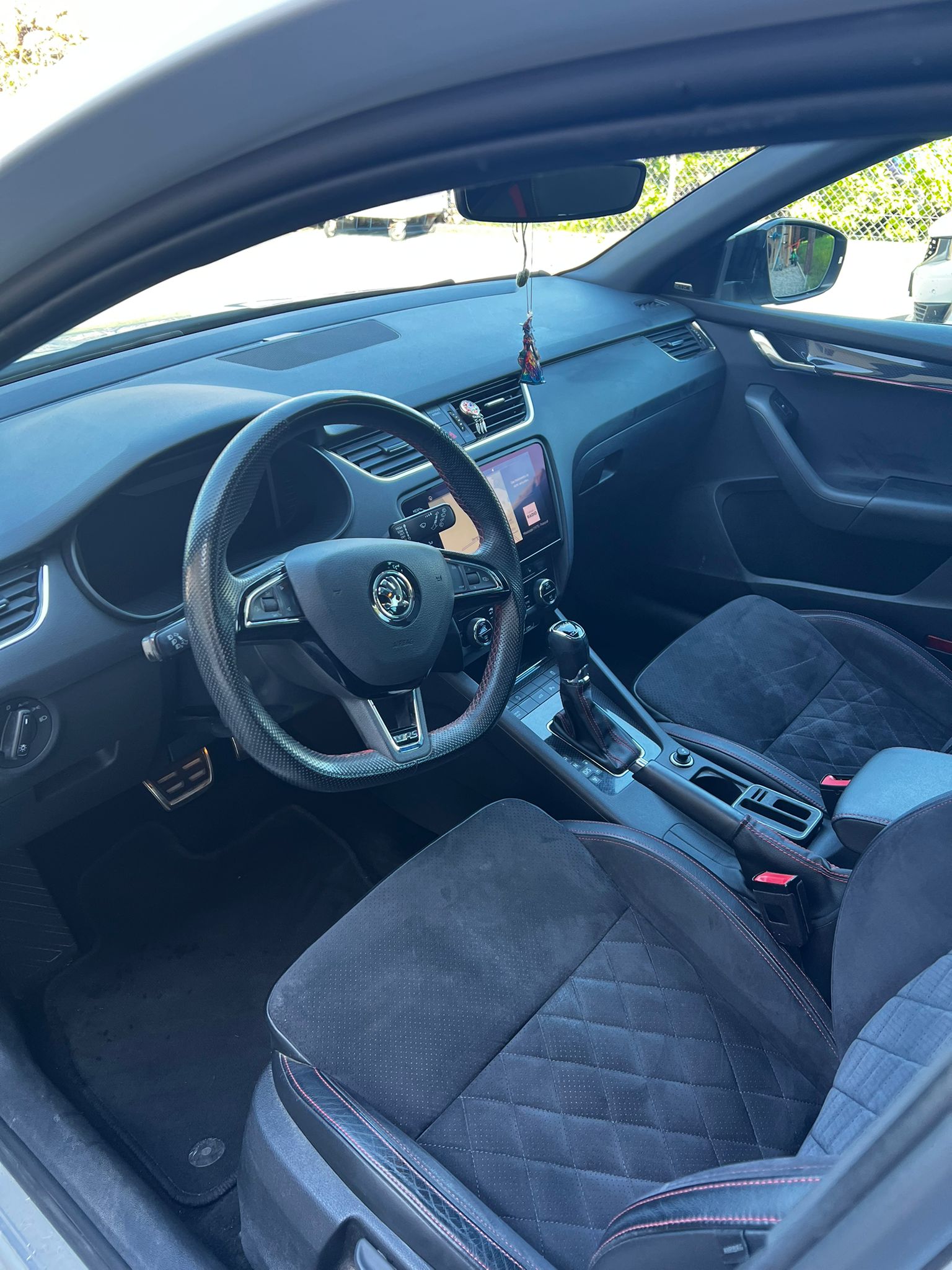 SKODA 2.0 TSI 245 RS DSG-image-3