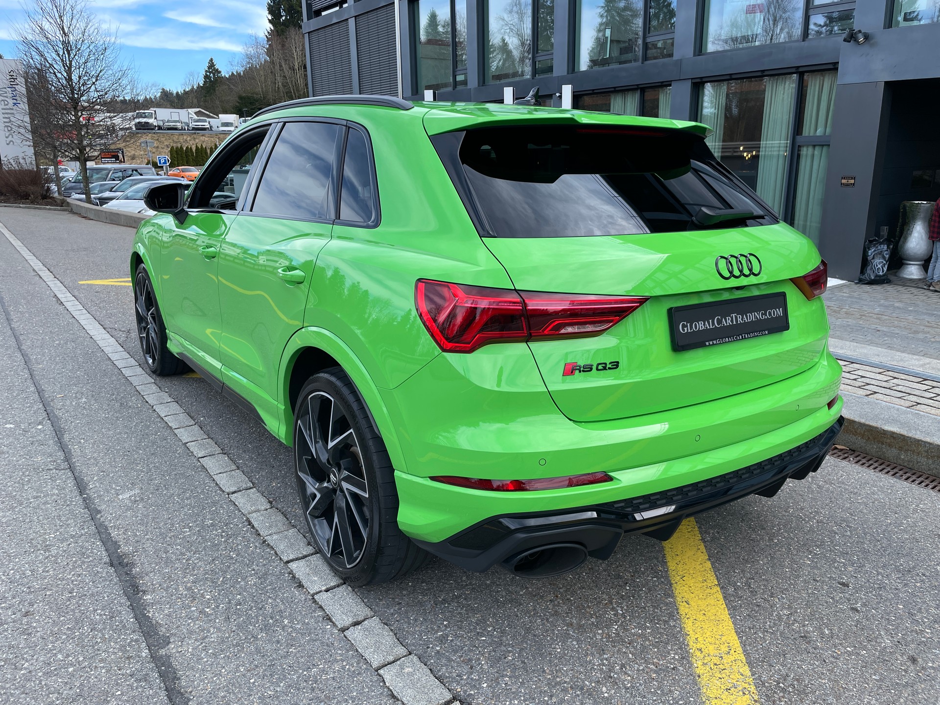 AUDI RS Q3 2.5 TFSI quattro S tronic-image-8