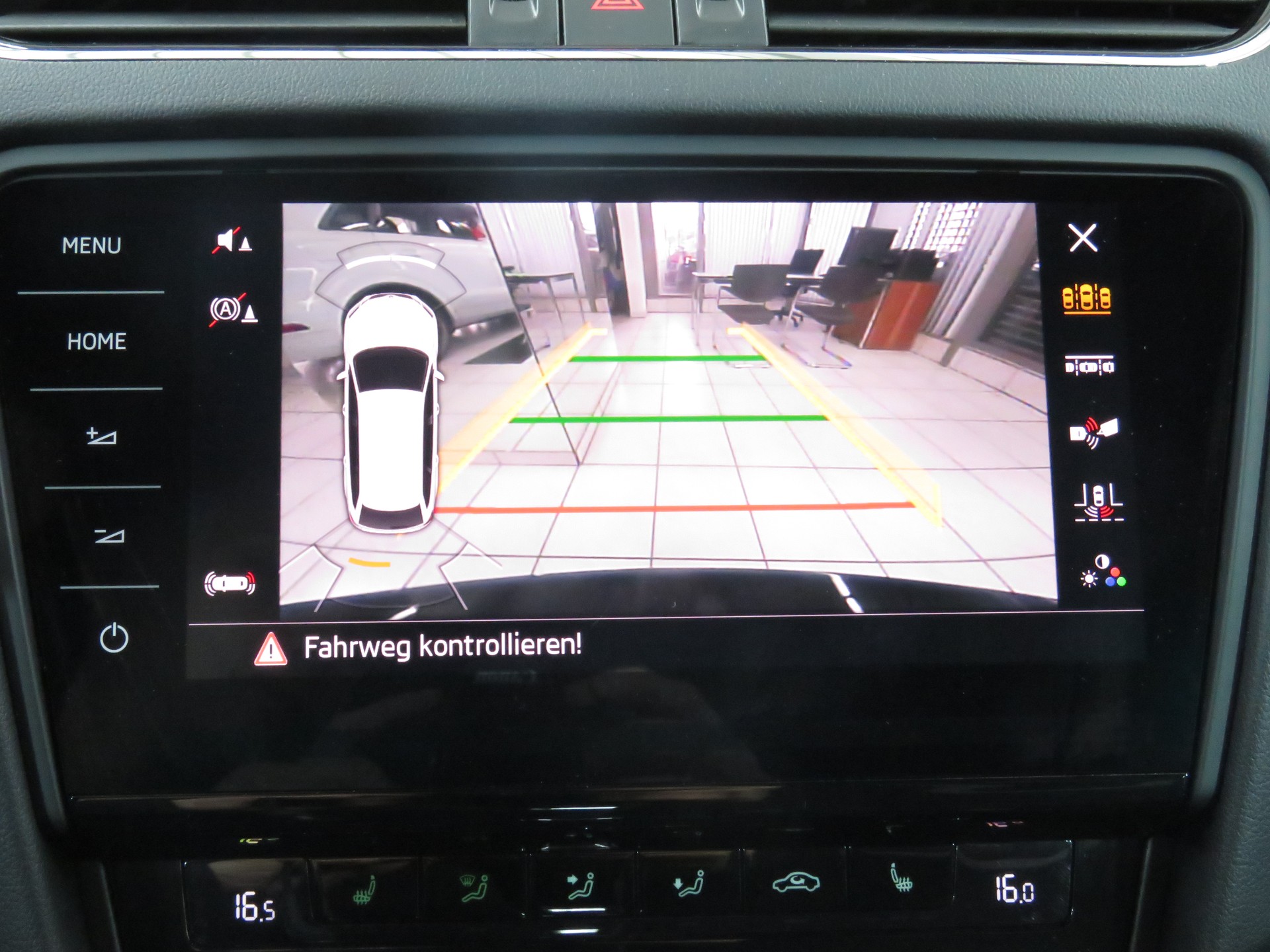 SKODA Octavia Combi 2.0 TDI RS 4x4 DSG (Automat)-image-17
