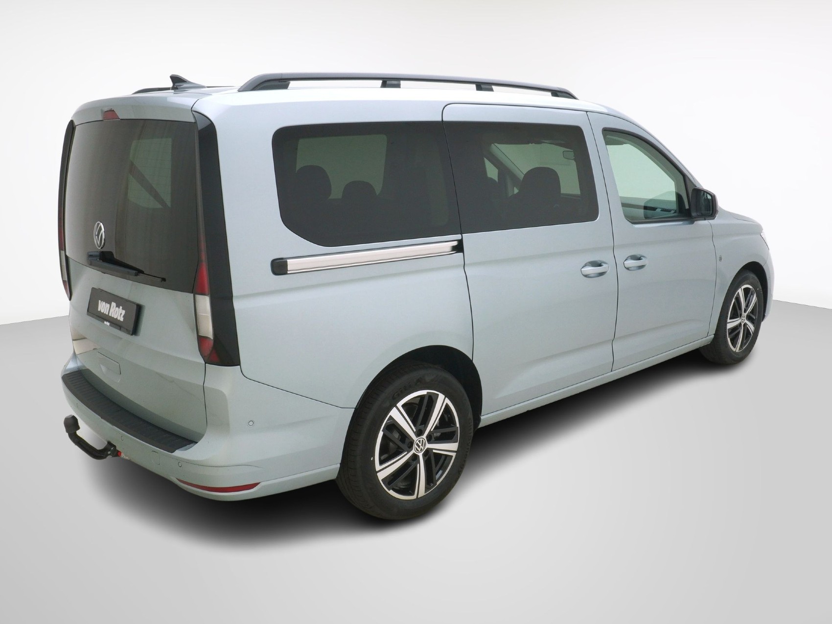 VW Caddy Maxi Outdoor 2.0 TDI 4Motion-image-4