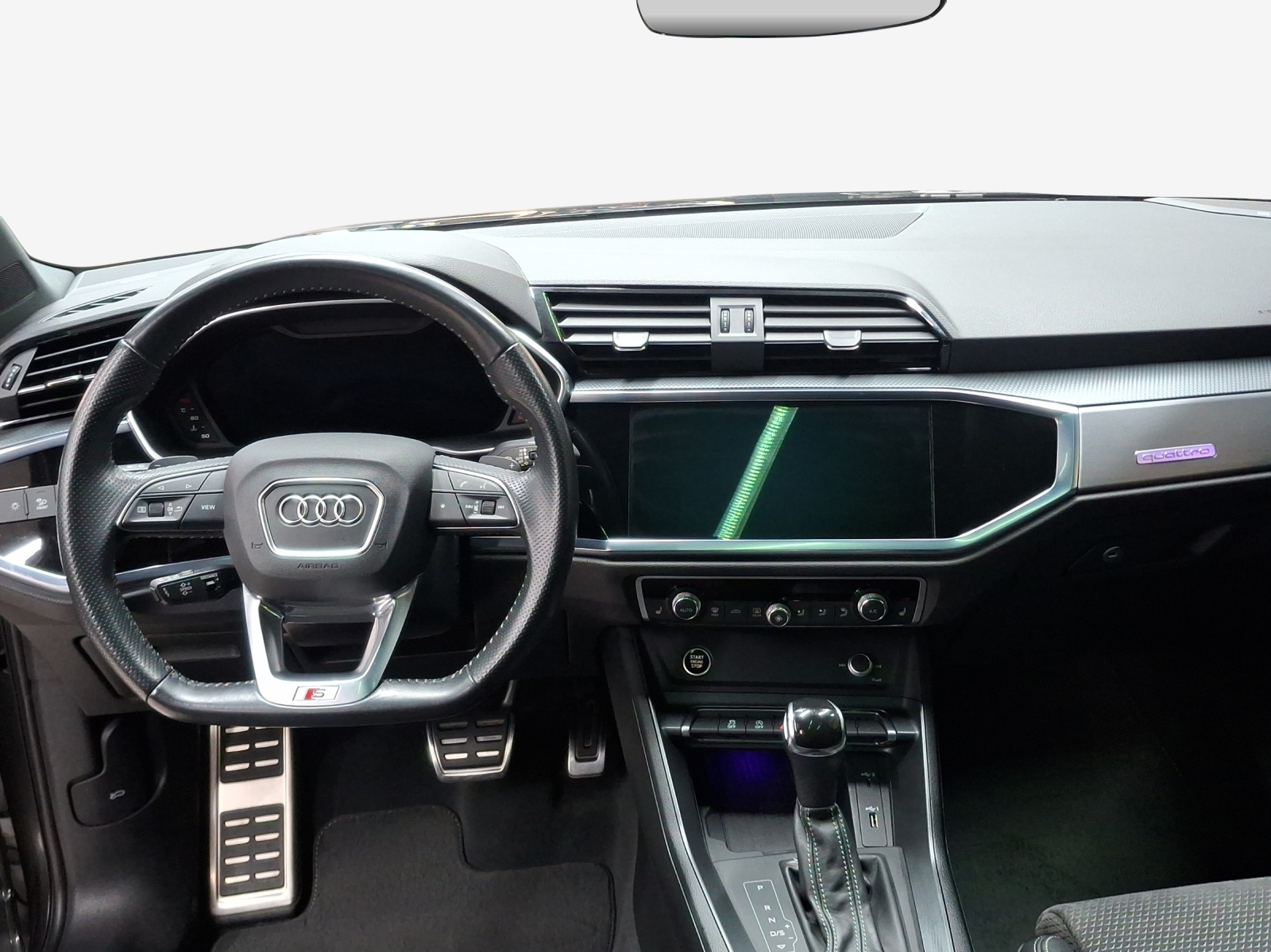AUDI Q3 40 TFSI S line quattro S-tronic-image-8