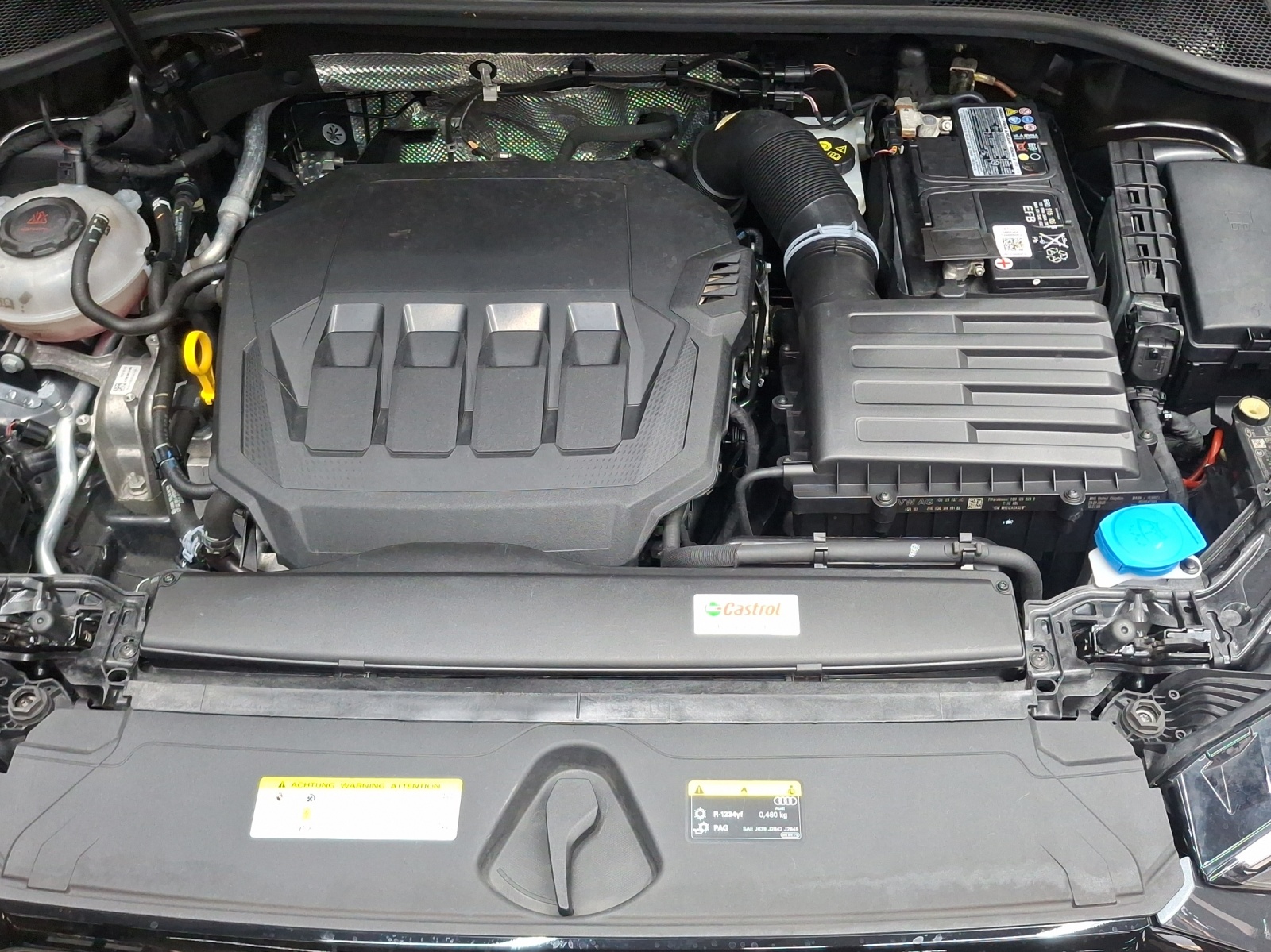 AUDI Q3 40 TFSI S line quattro S-tronic-image-13