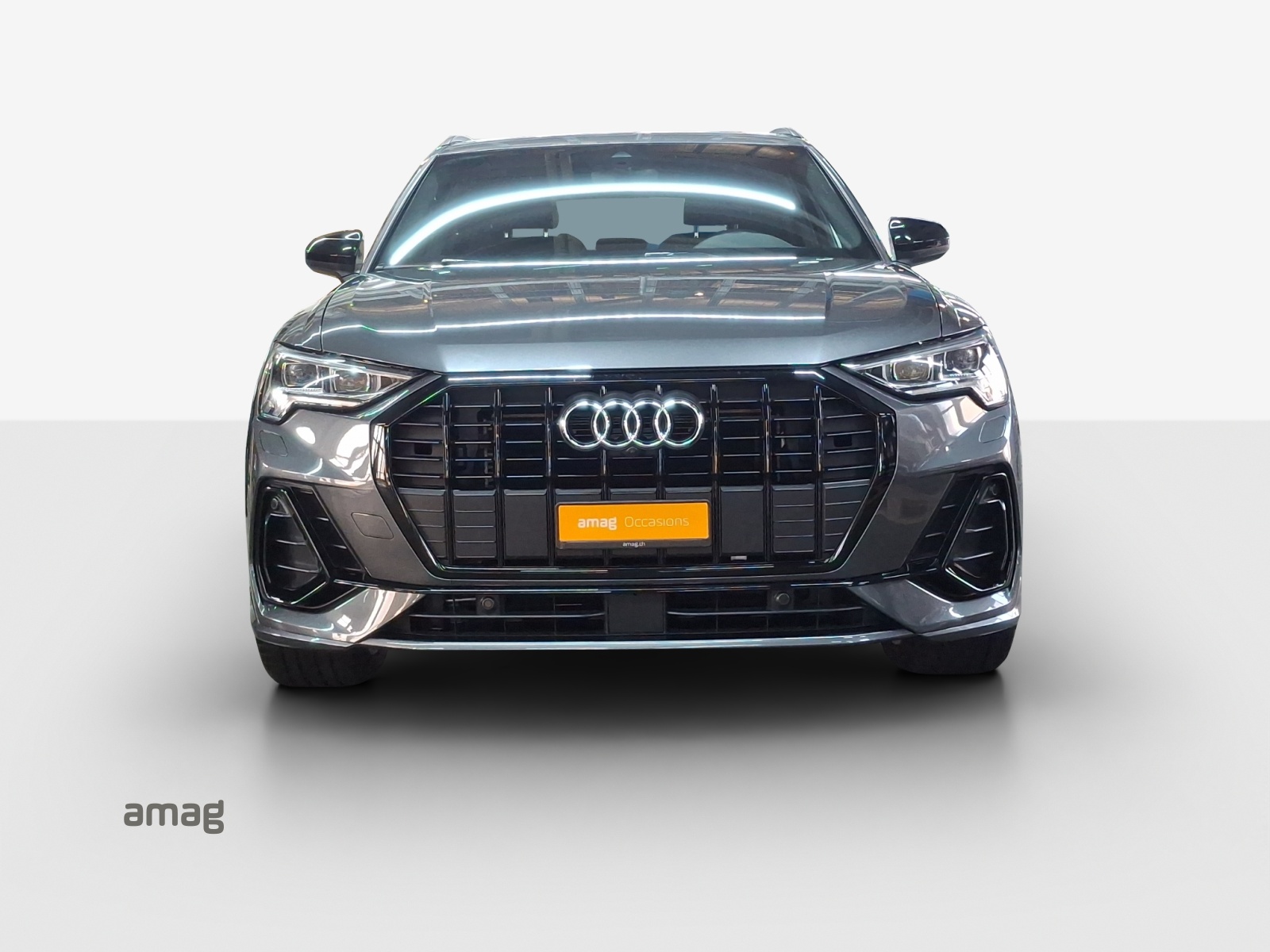 AUDI Q3 40 TFSI S line quattro S-tronic-image-6