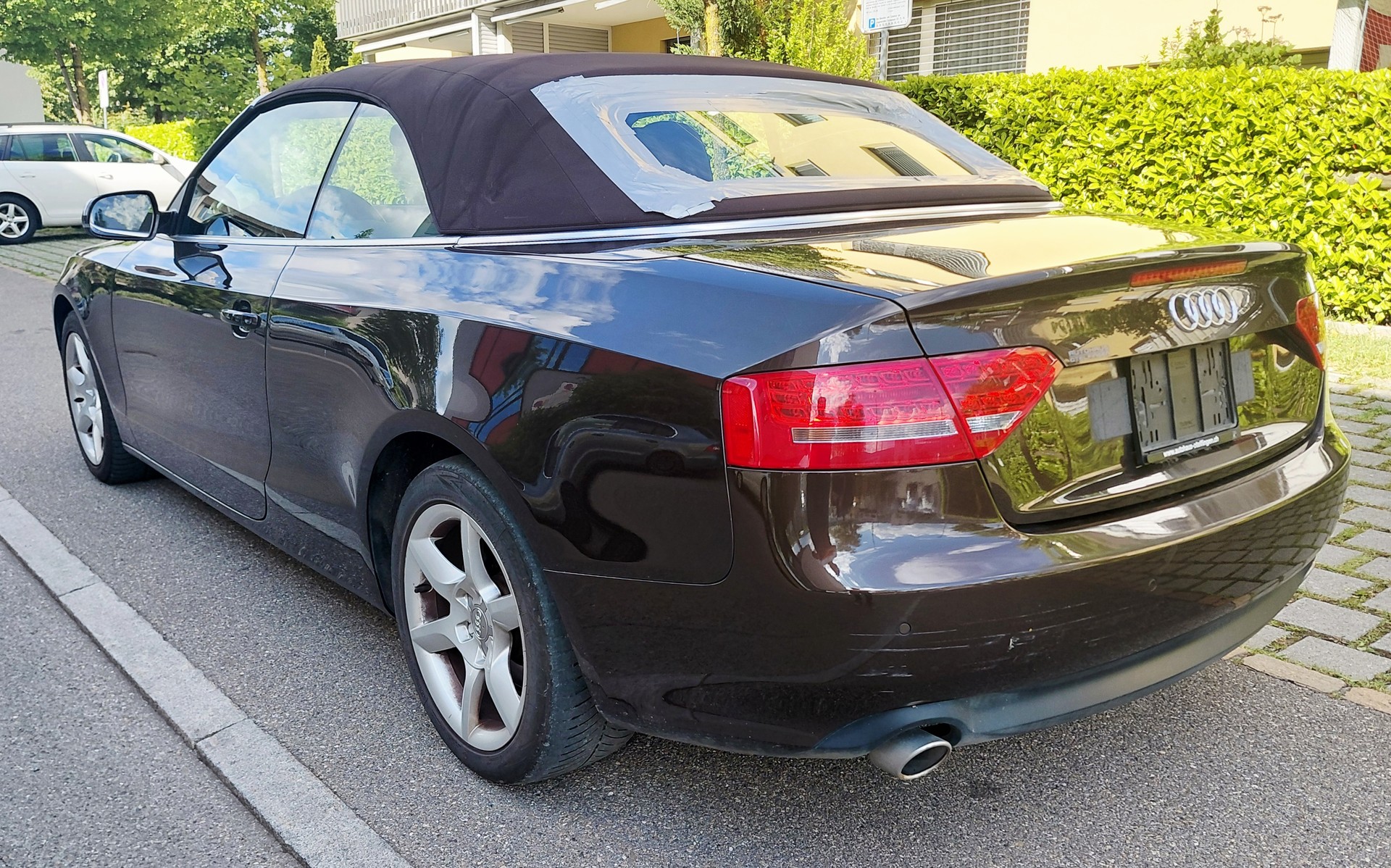 AUDI A5 Cabriolet 3.0 TDI quattro S-tronic-image-5