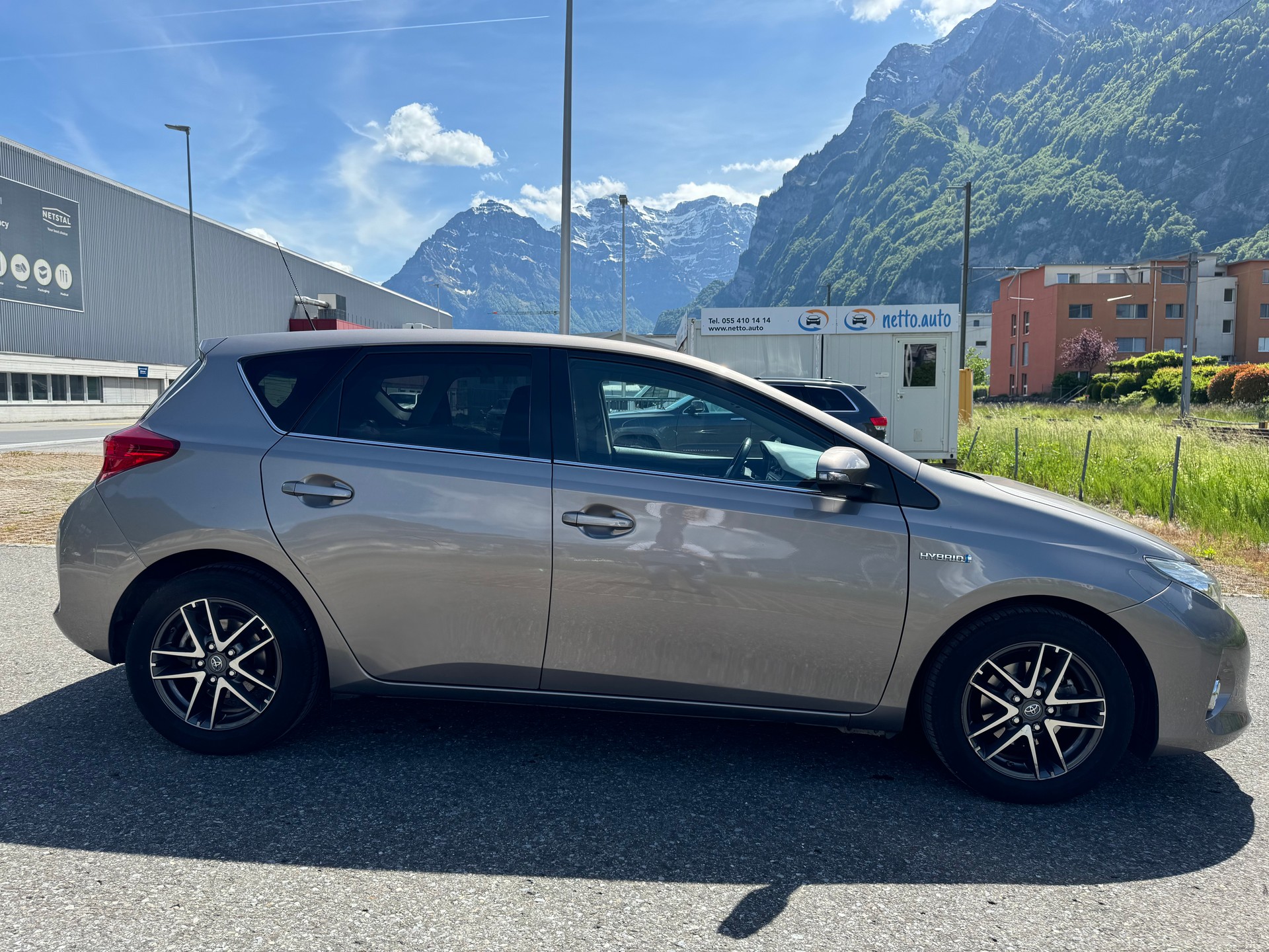 TOYOTA Auris 1.8 16V HSD Linea Sol-image-6