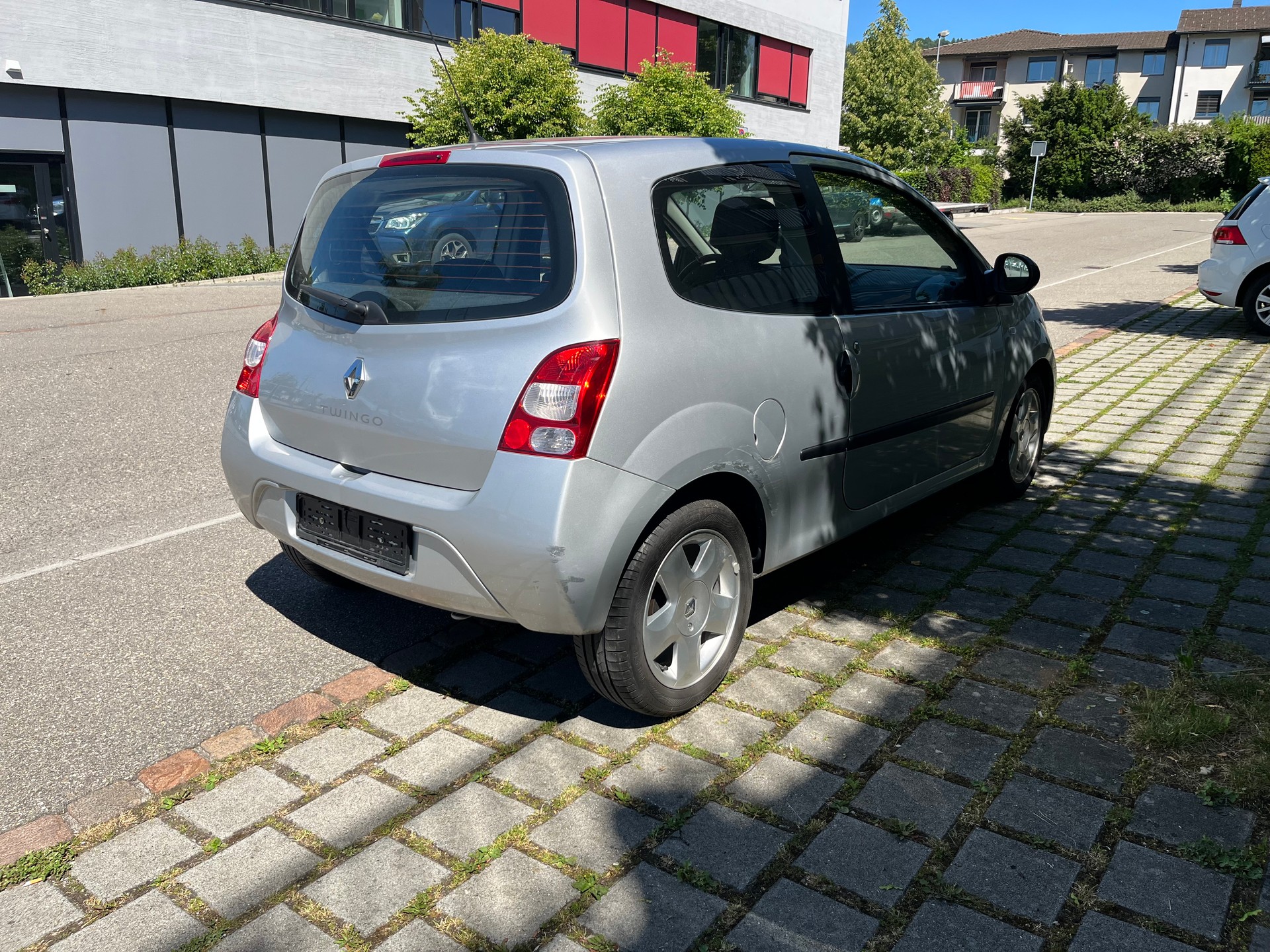 RENAULT Twingo 1.2 16V Initiale Quickshift-image-4