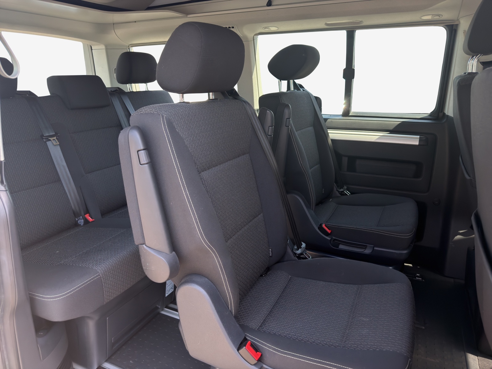 VW T6 California 2.0 TDI Beach Liberty 4Motion-image-11