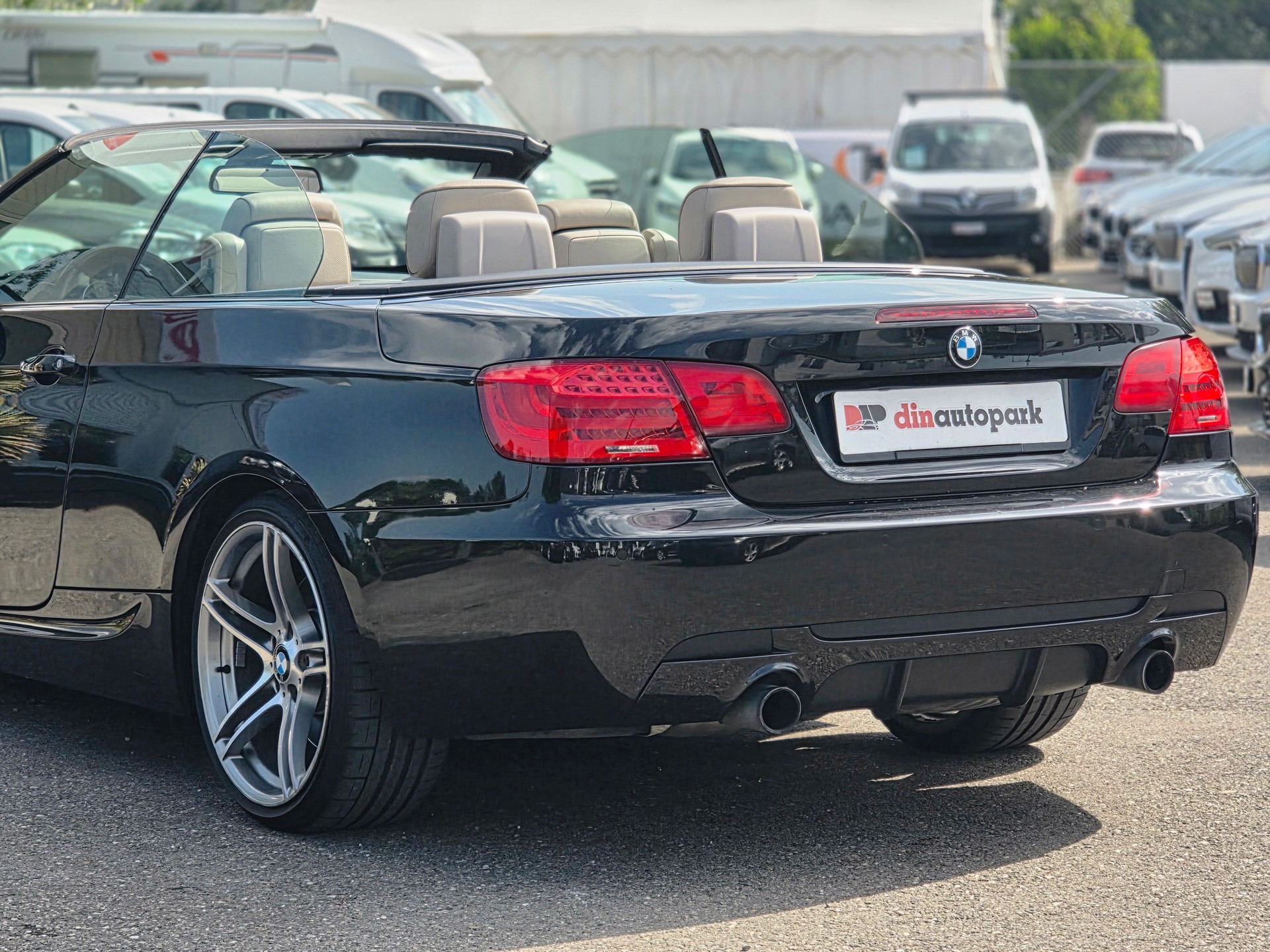 BMW 335i Cabriolet DSG * CH-Fahrzeug * M-Sport * Edition *-image-7