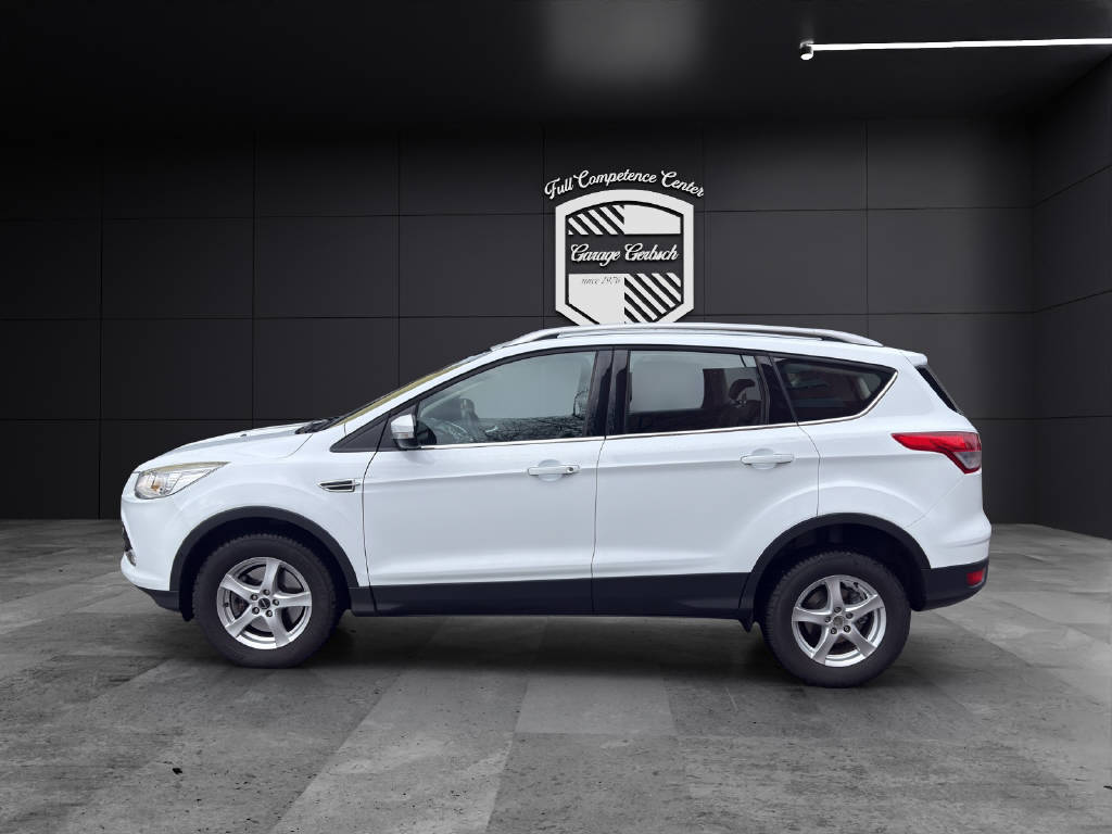 FORD Kuga 1.6 EcoB Titanium-image-2