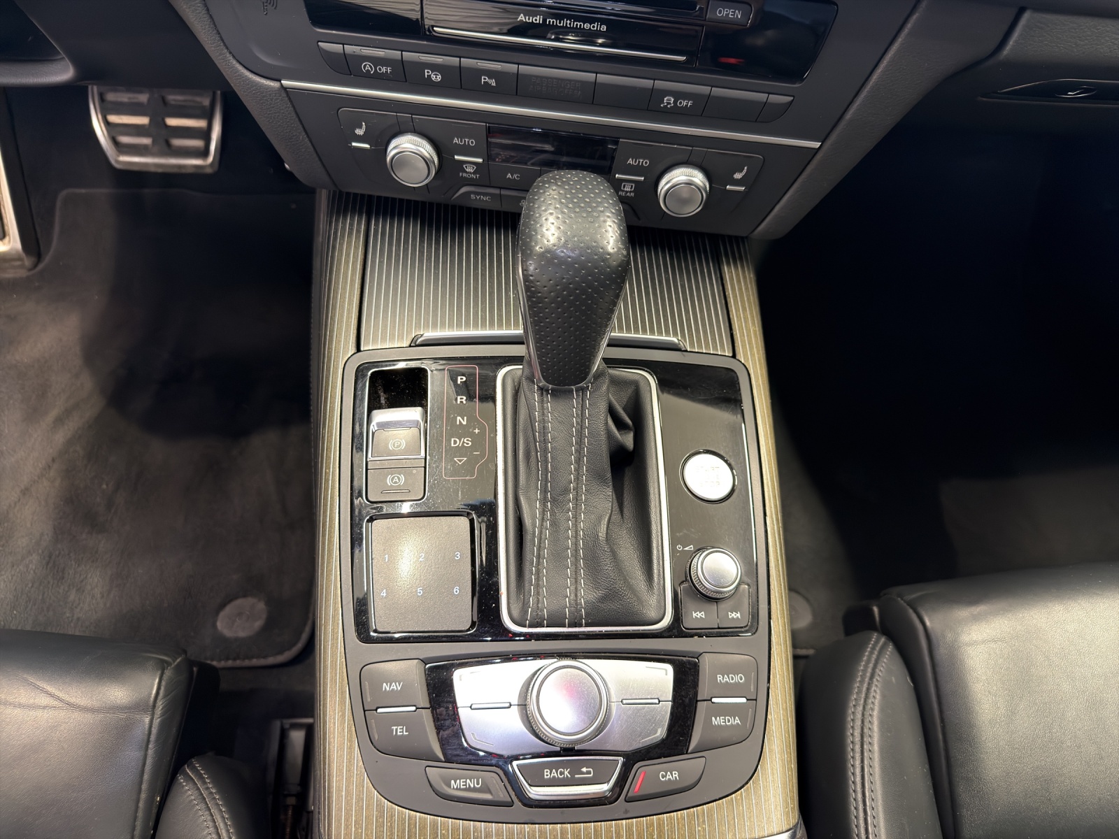 AUDI A6 Avant 3.0 TDI V6 quattro S-tronic-image-11