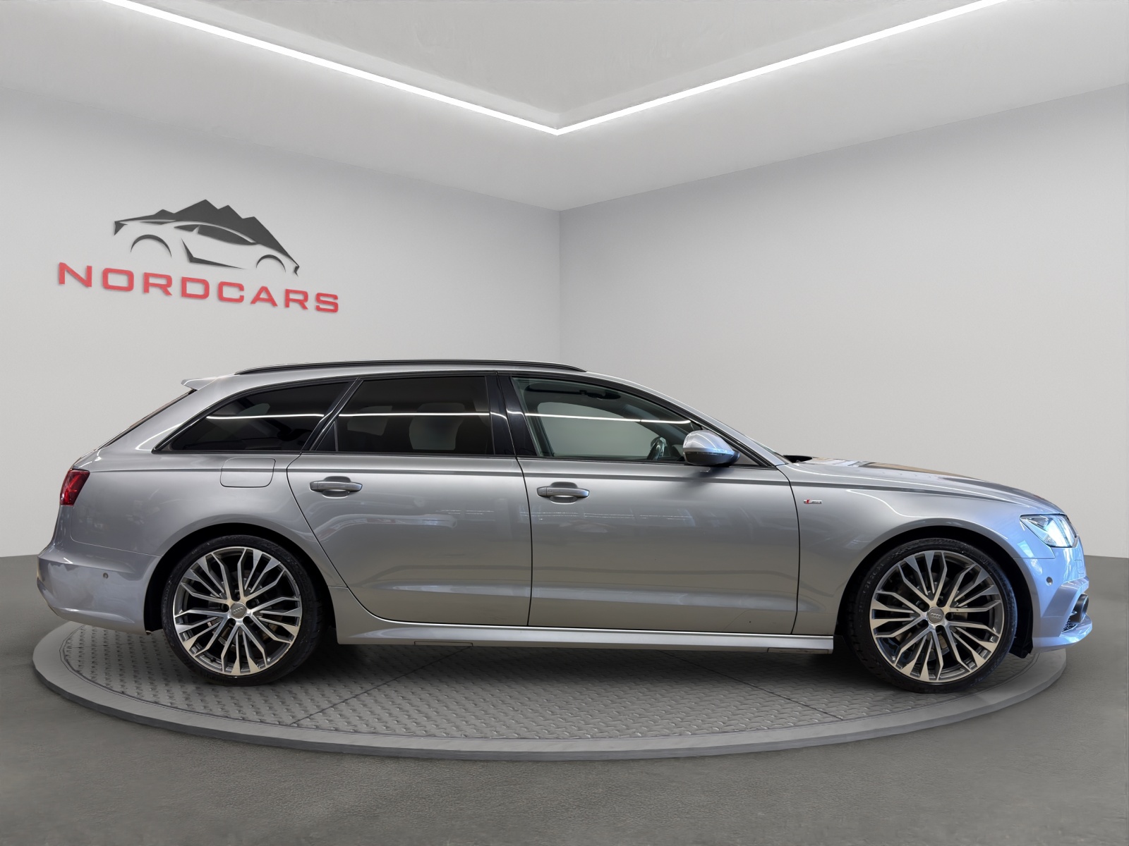 AUDI A6 Avant 3.0 TDI V6 quattro S-tronic-image-5