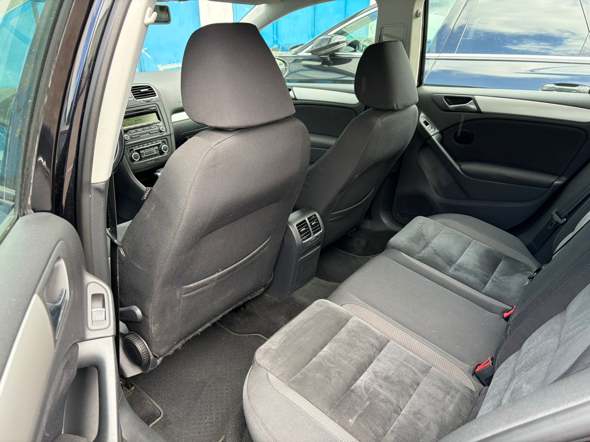 VW Golf 2.0 TDI Highline DSG-image-9