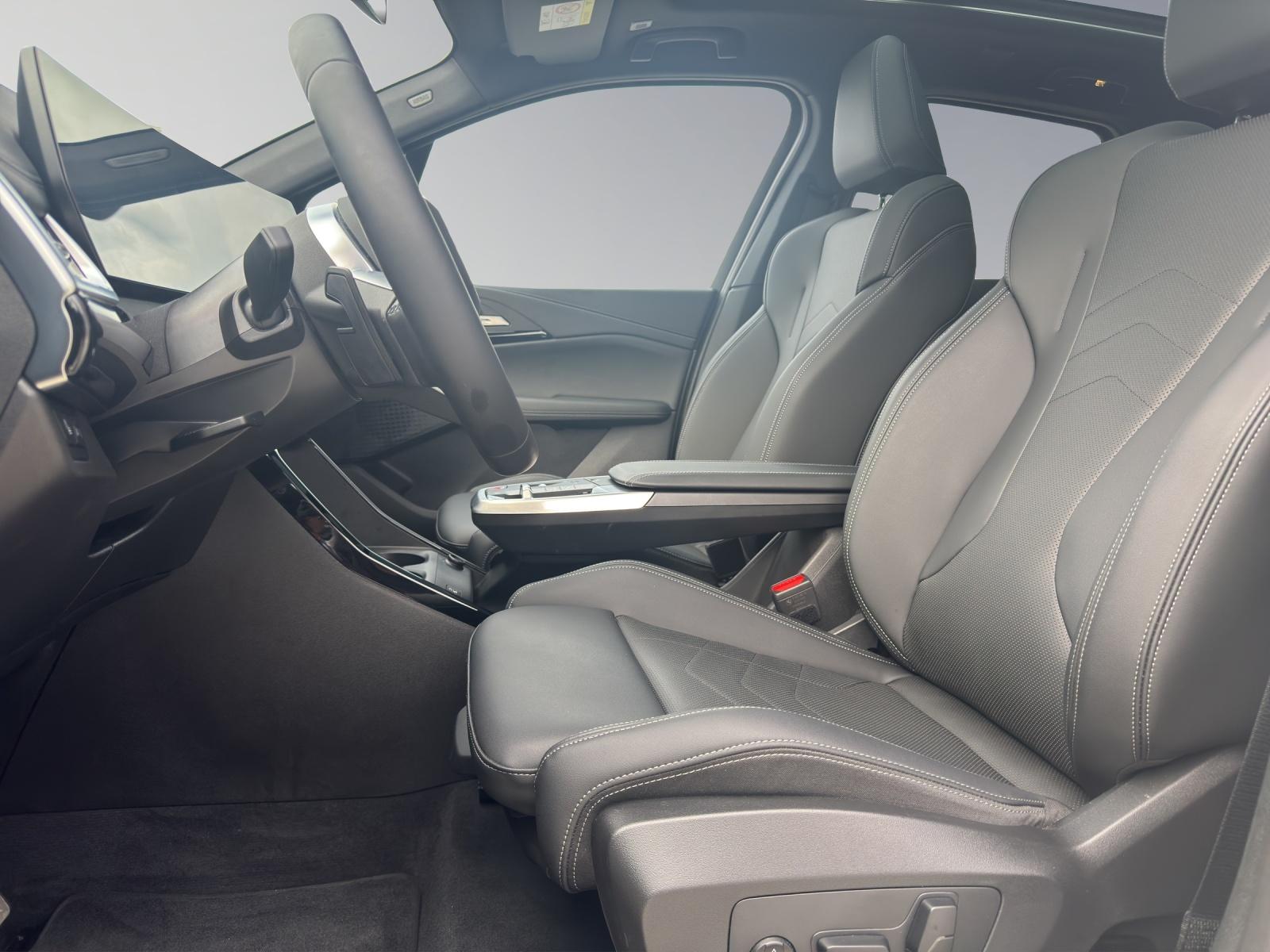BMW 223d xDrive SDKG Active Tourer-image-5