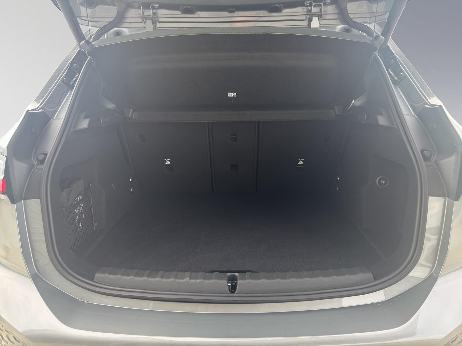 BMW 223d xDrive SDKG Active Tourer-image-15