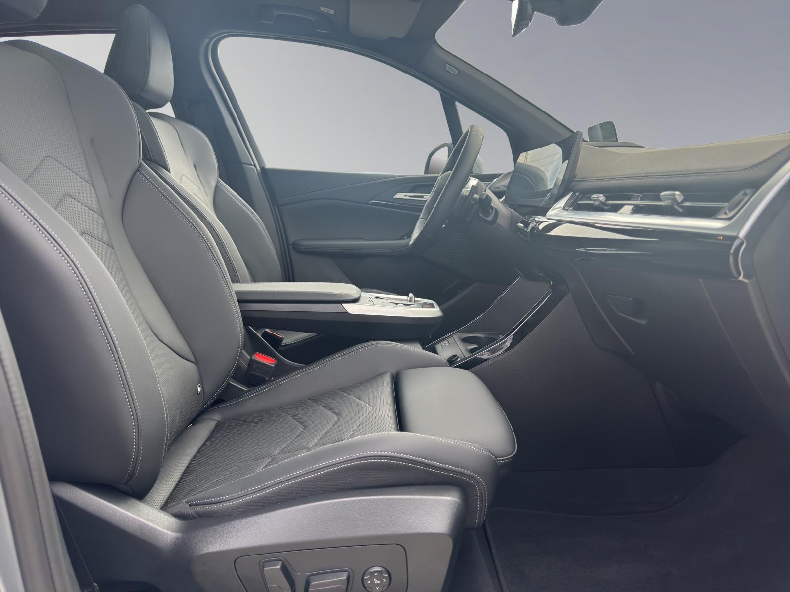 BMW 223d xDrive SDKG Active Tourer-image-18