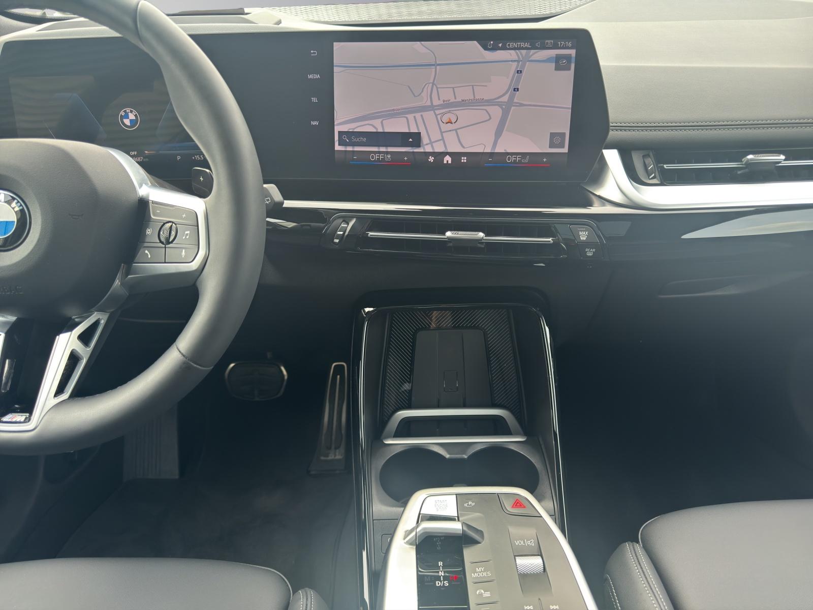 BMW 223d xDrive SDKG Active Tourer-image-12