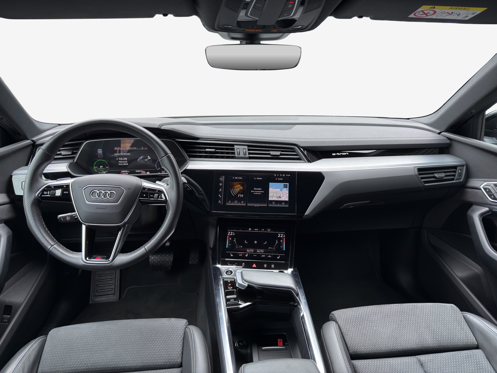 AUDI e-tron 55 Sportback S Line Black Edition quattro-image-8