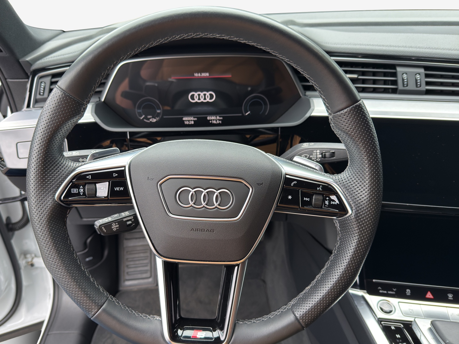 AUDI e-tron 55 Sportback S Line Black Edition quattro-image-9