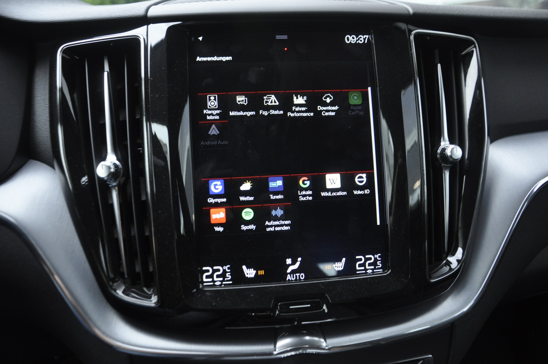 VOLVO XC60 D4 AWD Momentum Geartronic-image-13