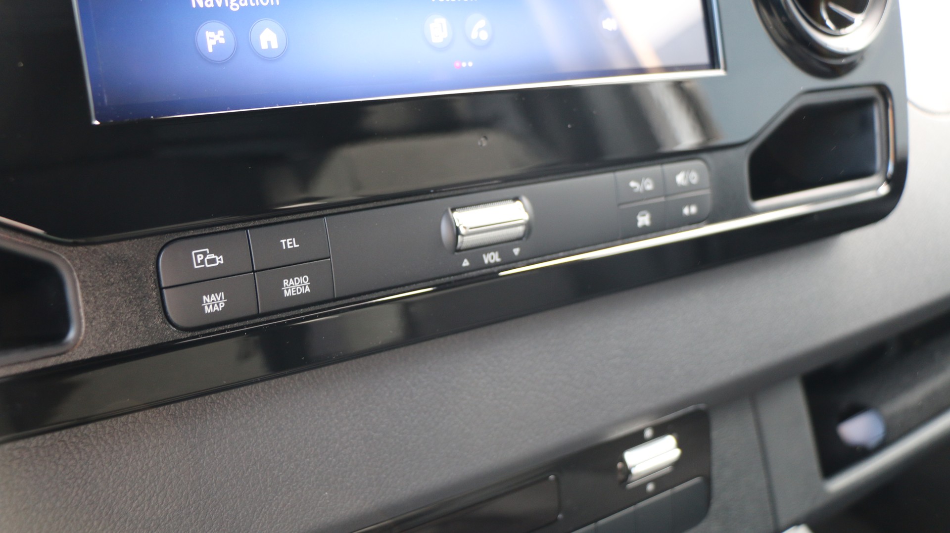 MERCEDES-BENZ Sprinter 319 CDI Pro KA 3665 mm Worker 4MATIC,-image-14