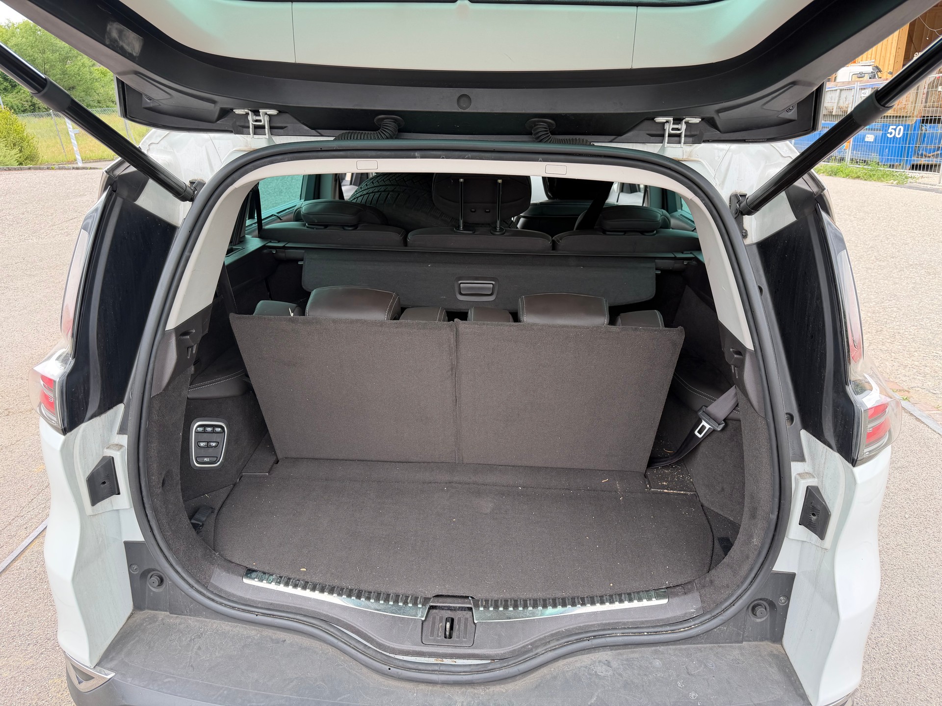 RENAULT Espace 1.6 dCi Initiale Paris EDC-image-11