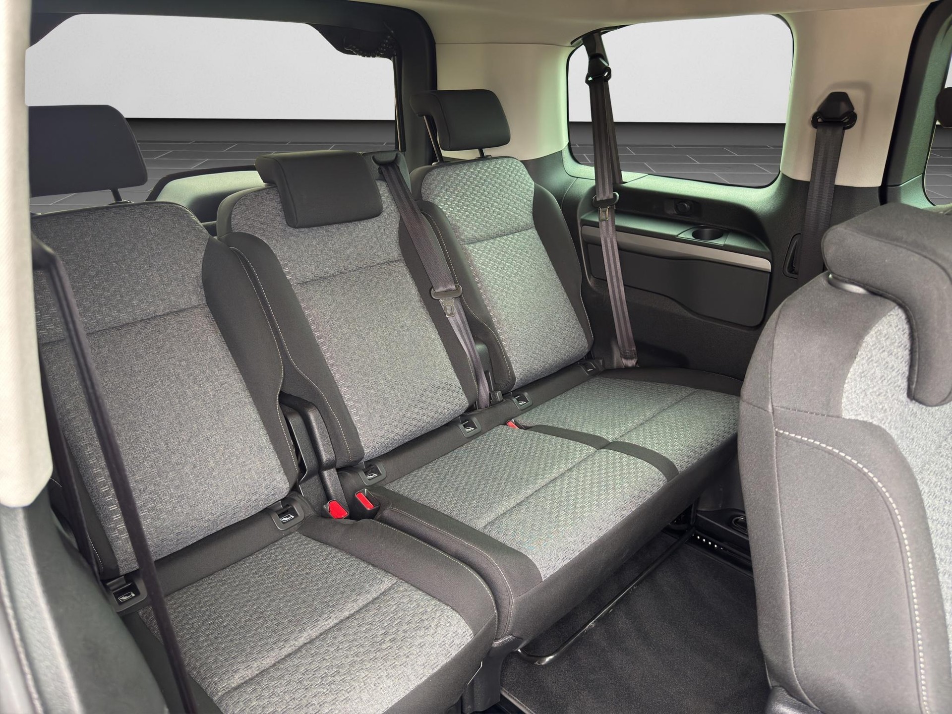 CITROEN Spacetourer M 2.0 BlueHDi 180 You S/S-image-14