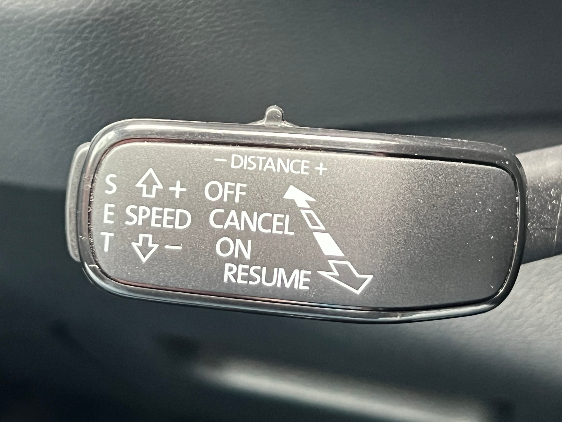 SKODA Karoq 2.0 TSI SportLine 4x4 DSG-image-13