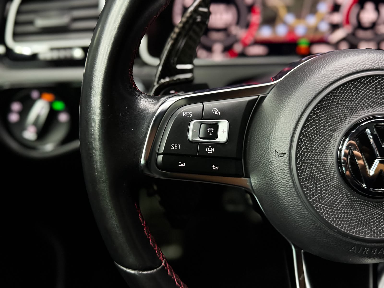 VW Golf 2.0 TSI GTI Performance DSG-image-11
