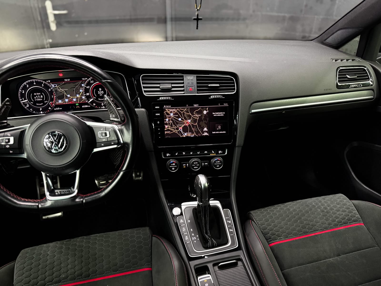 VW Golf 2.0 TSI GTI Performance DSG-image-13
