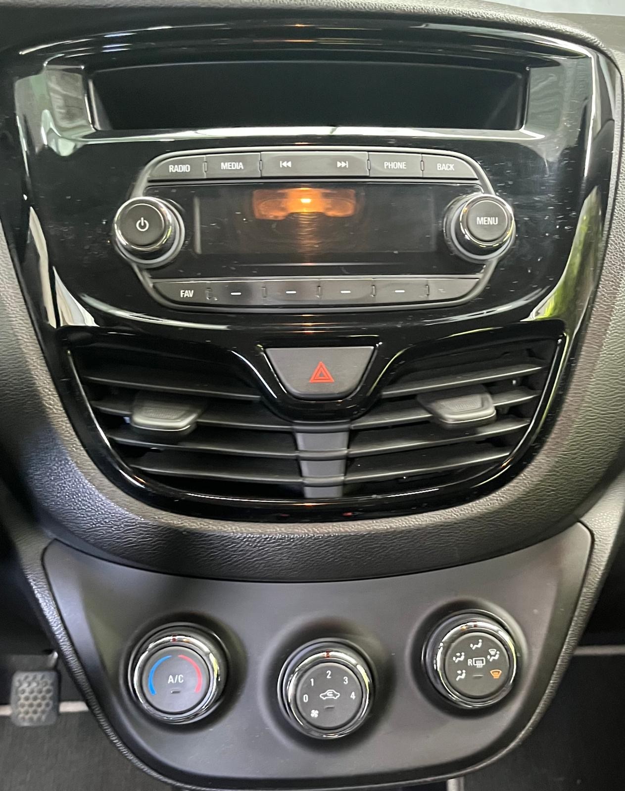 OPEL Karl 1.0 EcoFLEX Enjoy-image-10