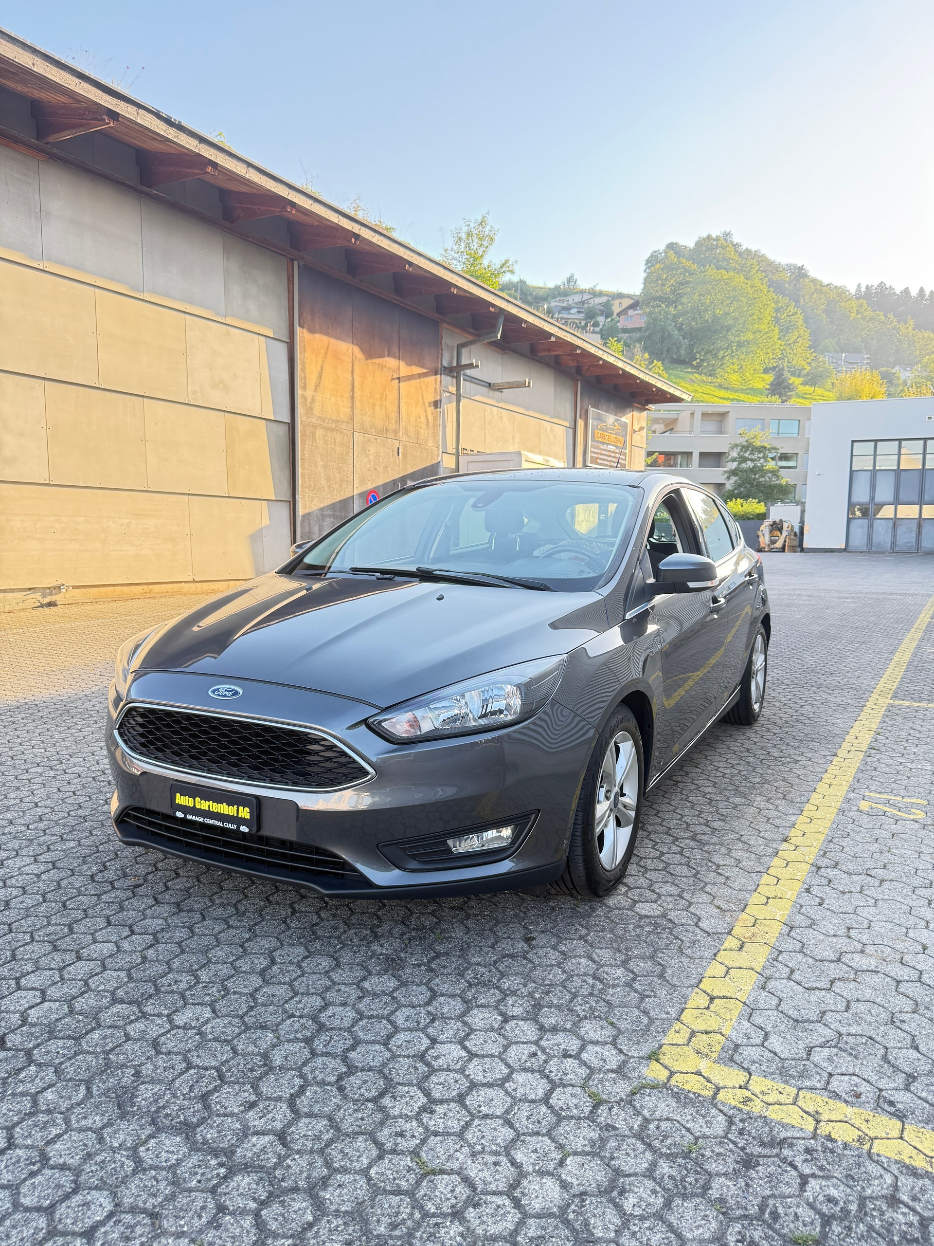 FORD Focus-image-1