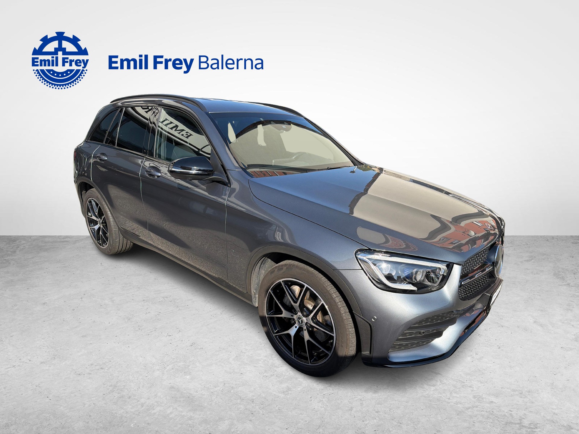 MERCEDES-BENZ GLC 200 AMG Line 4m-image-7