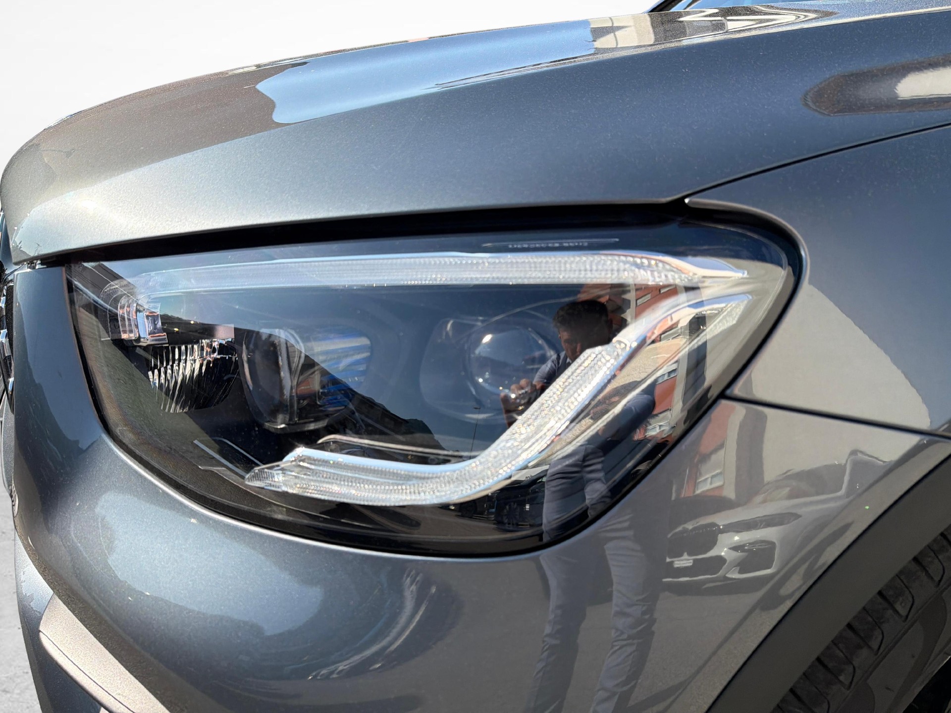 MERCEDES-BENZ GLC 200 AMG Line 4m-image-9