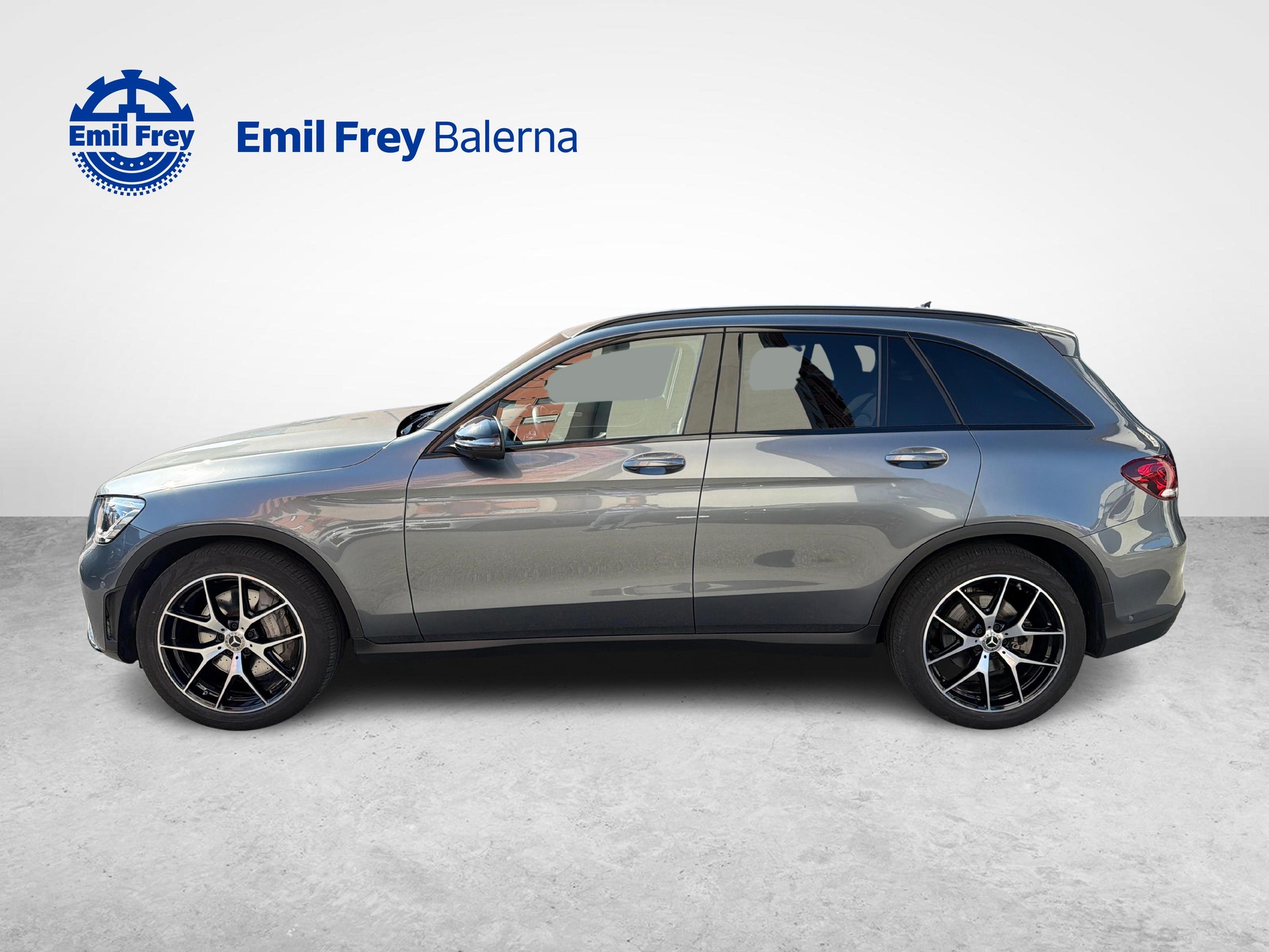 MERCEDES-BENZ GLC 200 AMG Line 4m-image-1