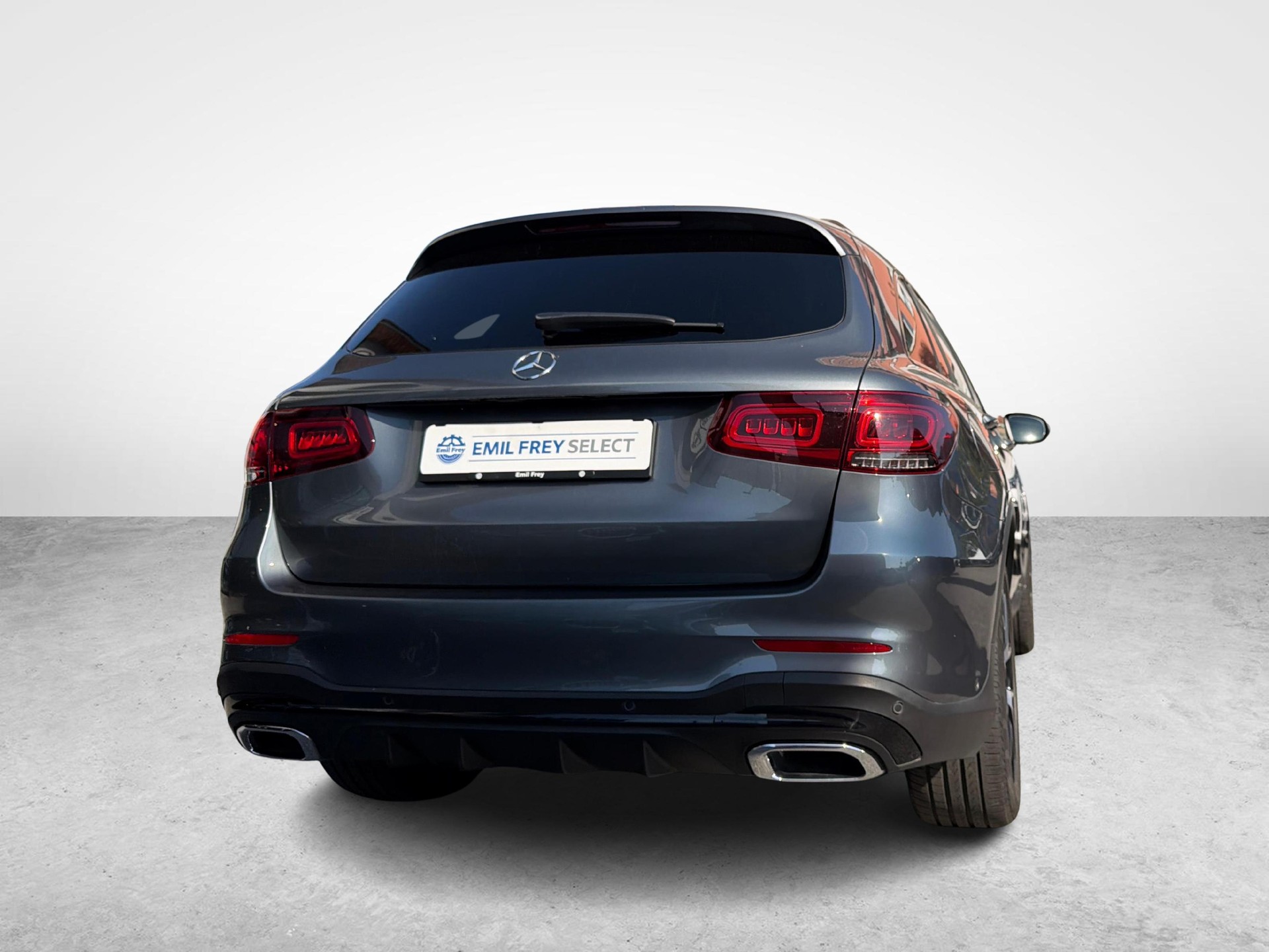 MERCEDES-BENZ GLC 200 AMG Line 4m-image-4