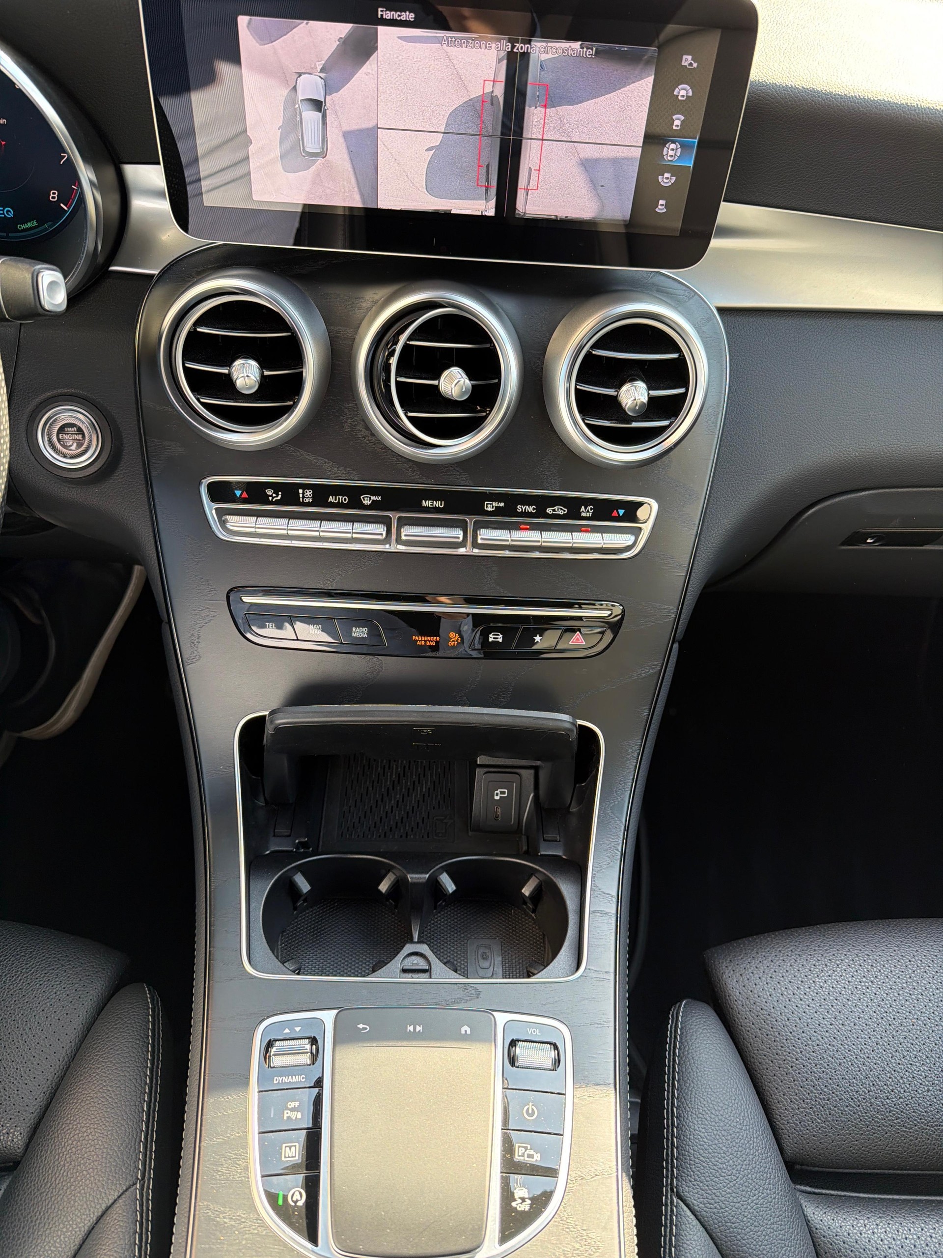 MERCEDES-BENZ GLC 200 AMG Line 4m-image-15