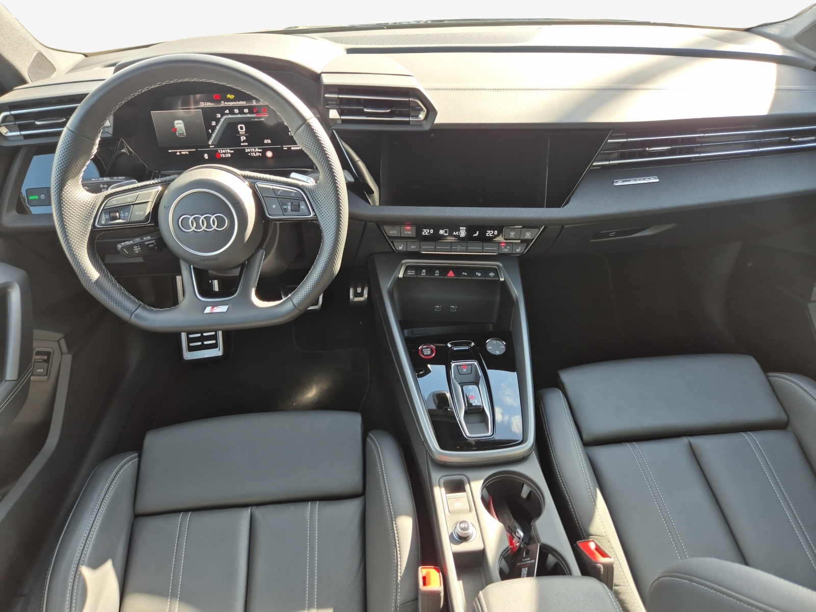 AUDI S3 Sportback TFSI quattro S-tronic-image-8