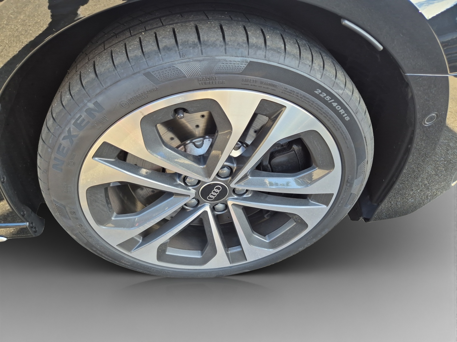 AUDI S3 Sportback TFSI quattro S-tronic-image-13