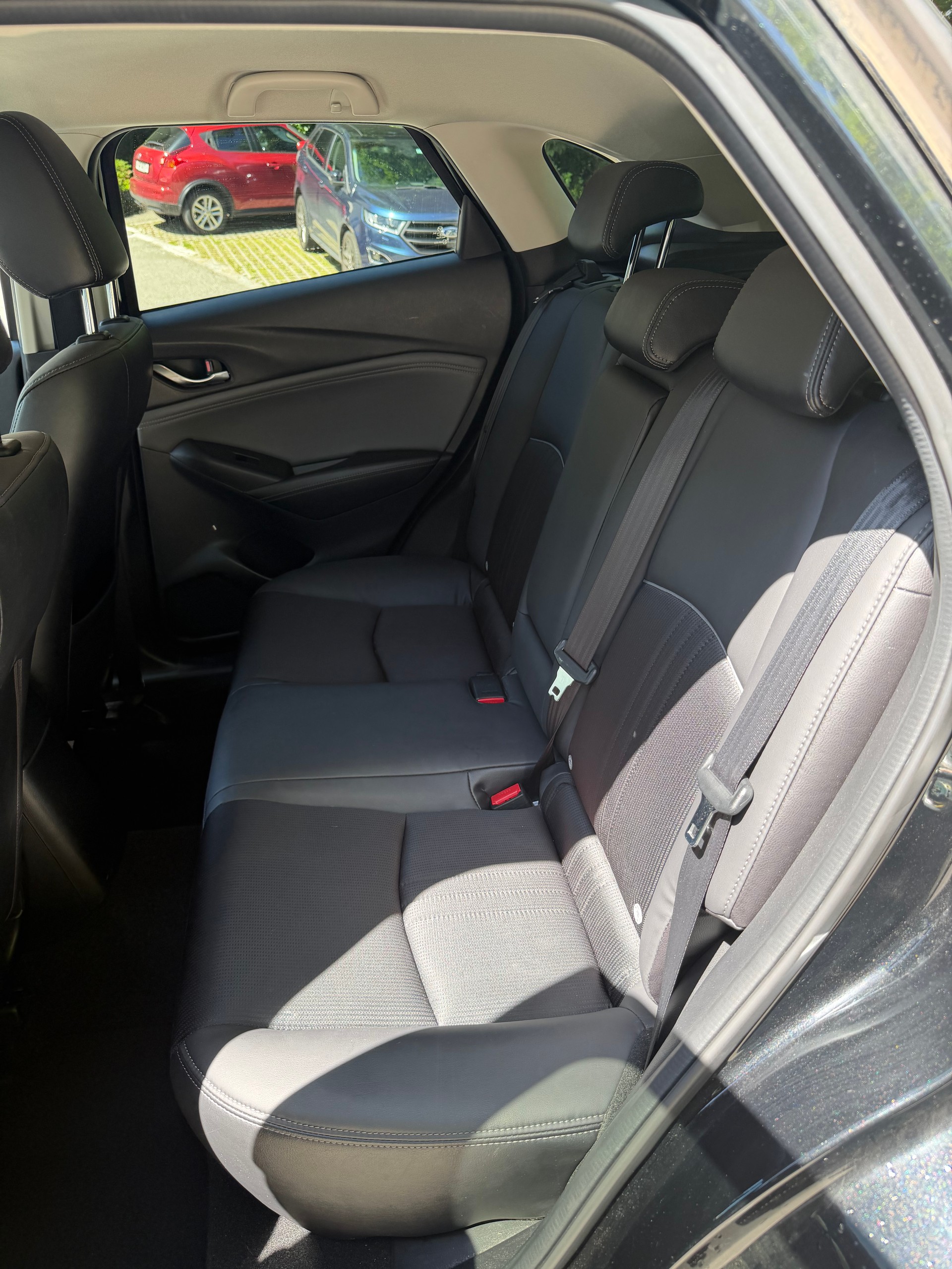 MAZDA SKYACTIV-G 121 Revolution FWD Automatic-image-6