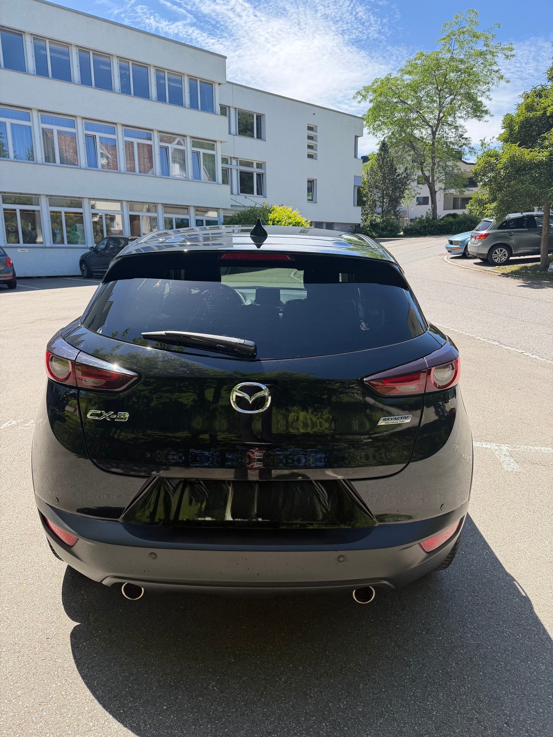 MAZDA SKYACTIV-G 121 Revolution FWD Automatic-image-3