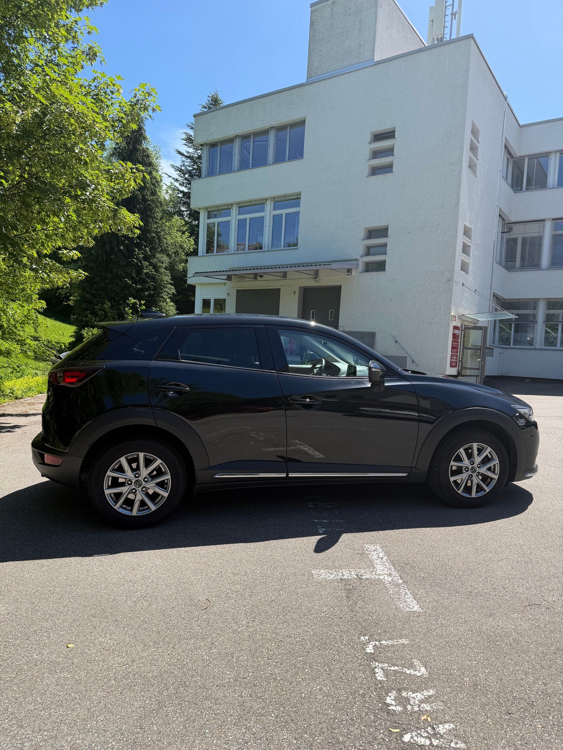 MAZDA SKYACTIV-G 121 Revolution FWD Automatic-image-5