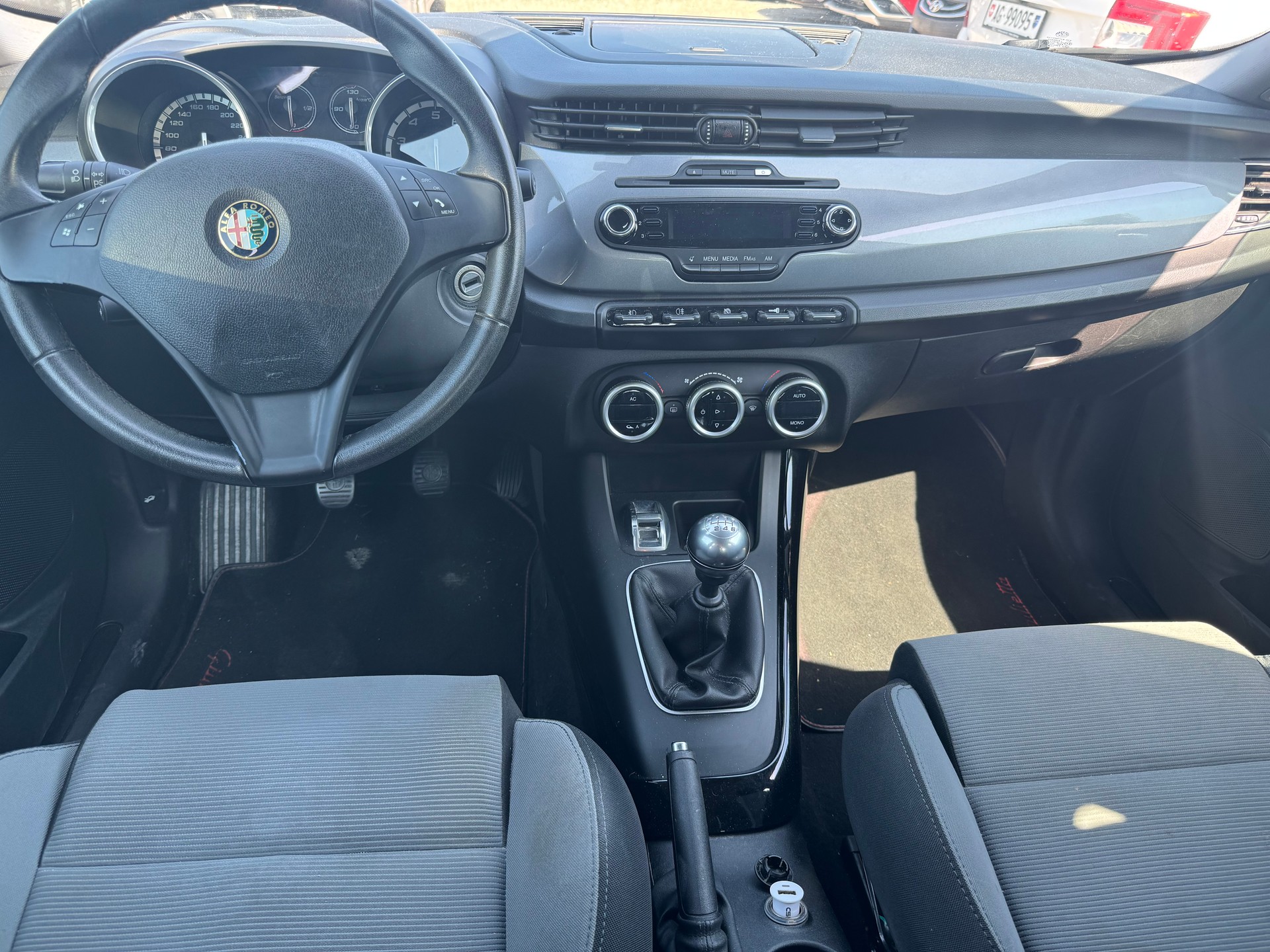 ALFA ROMEO Giulietta 1.4 MultiAir Progression-image-6