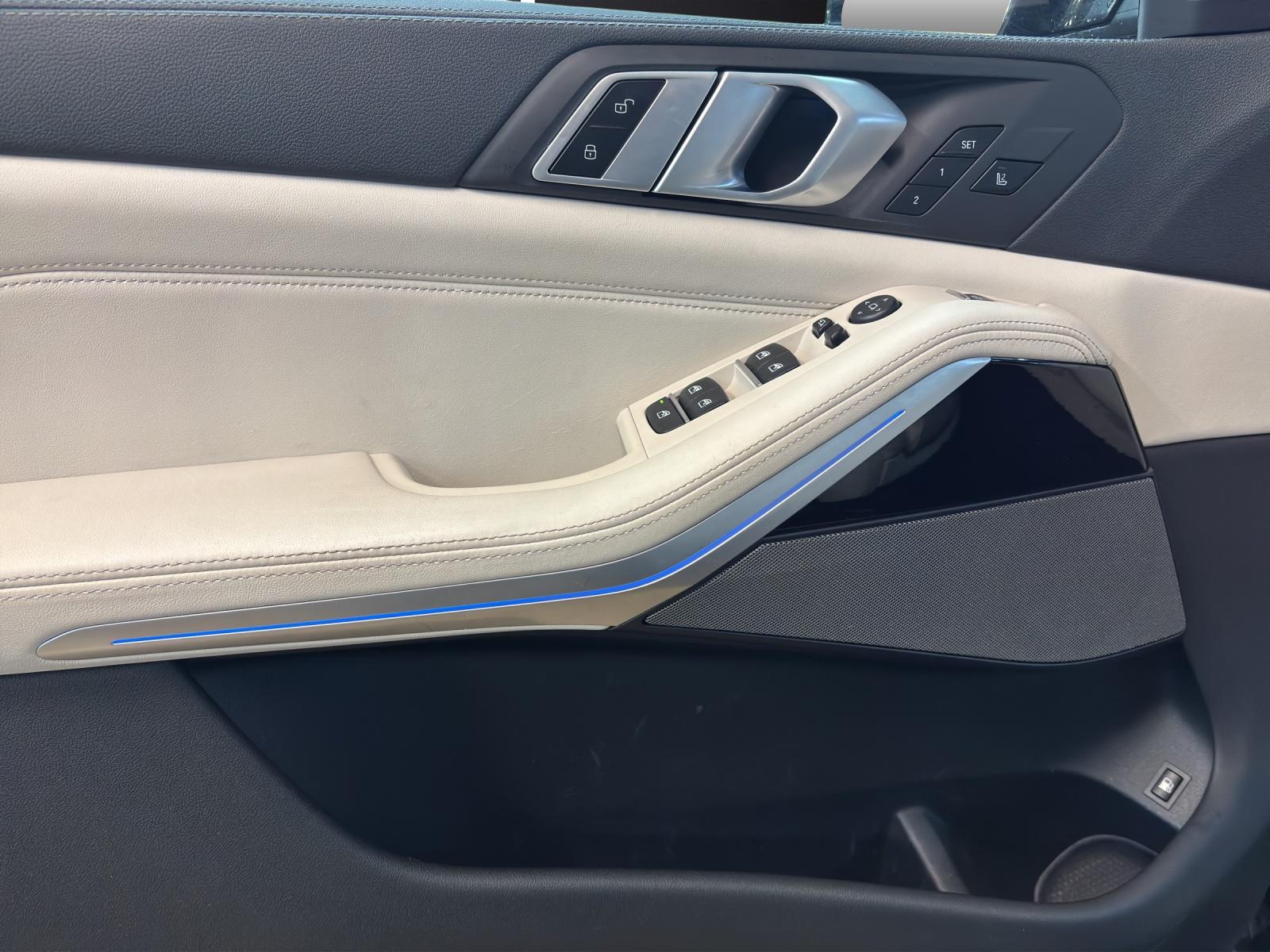 BMW X5 45e xDrive M SPORT-image-9