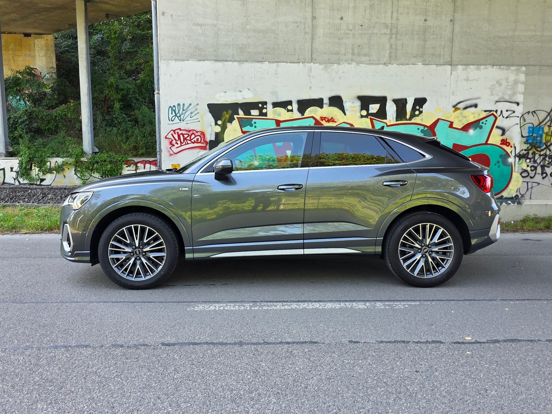 AUDI Q3 Sportback 35 TFSI S line Attraction S-tronic-image-2
